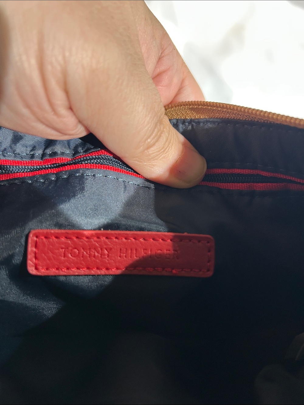 Tommy Hilfiger Red Patterned Crossbody with Tan Accents No Callouts - Picture 5 of 8